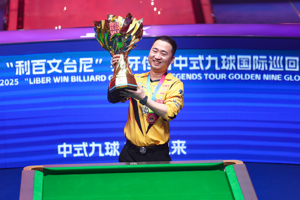 己的光辉时 己的光辉时